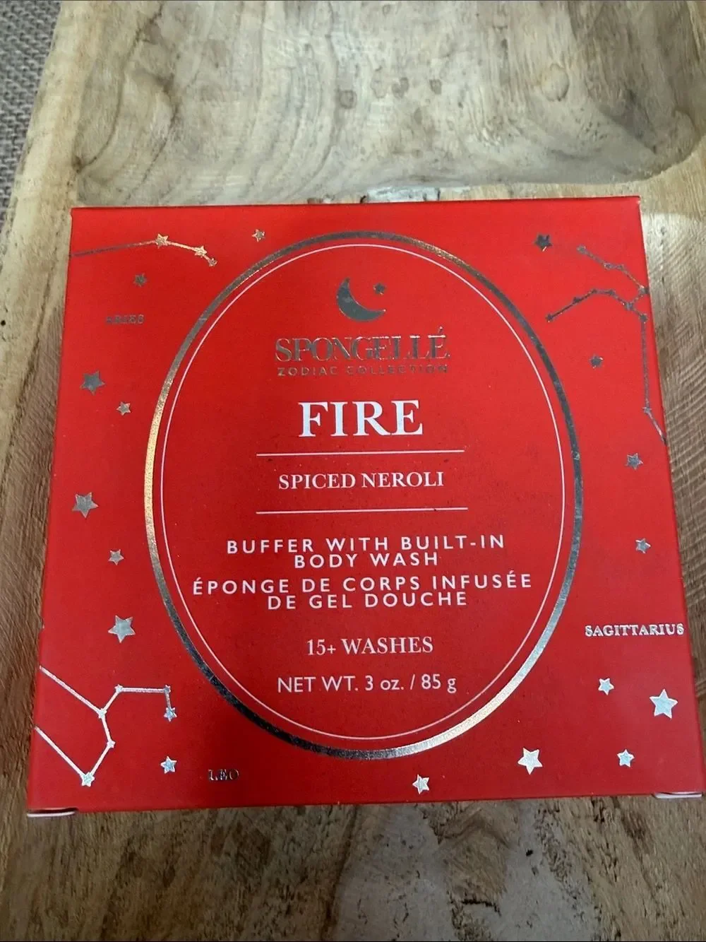 Spongellé Fire Spiced Neroli Exfoliant - Red with Silver Accents